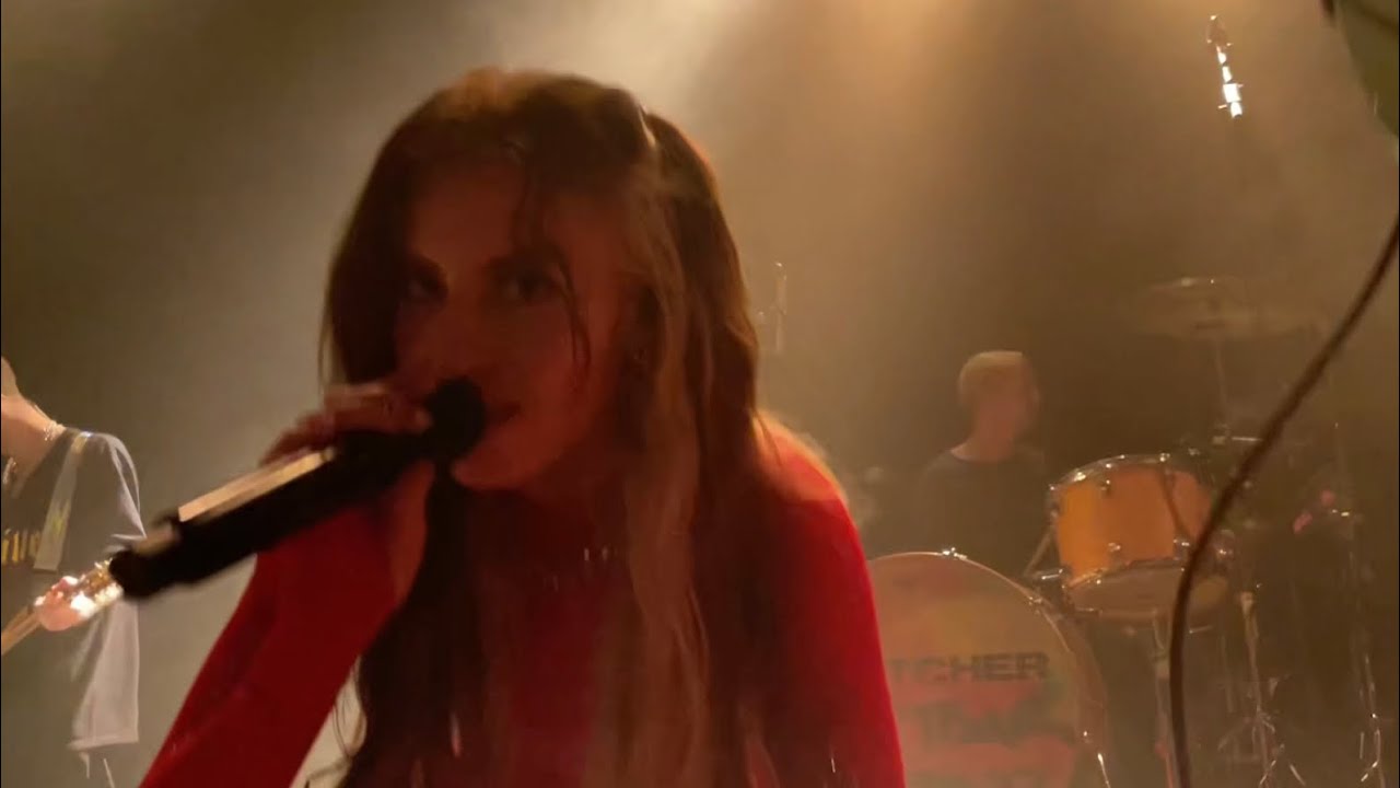 Last Laugh - Fletcher (Live Paris 2022)