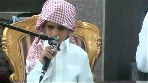مؤثر طفل أعمى يحفظ القرآن كامل بأرقام الآيات