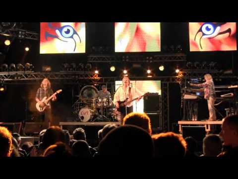 Asia - Days Like These (Live)