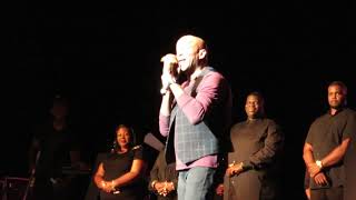 Donnie McClurkin, We Fall Down and Stand (Festival of Praise 2018)