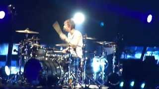 Muse - Unsustainable, Supremacy, Hysteria  live