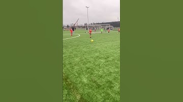 Panna met schot naast, vrije-trapgoal, knappe solo (panna) cornerassist en ook nog een penalty.