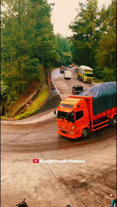 Truck Hino Orange Cakep