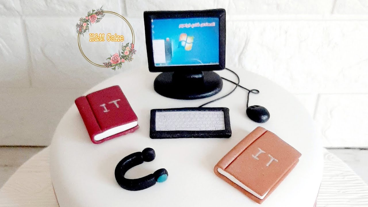 طريقة عمل مجسمات بالفوندانت (عجينة السكر) لكيك IT