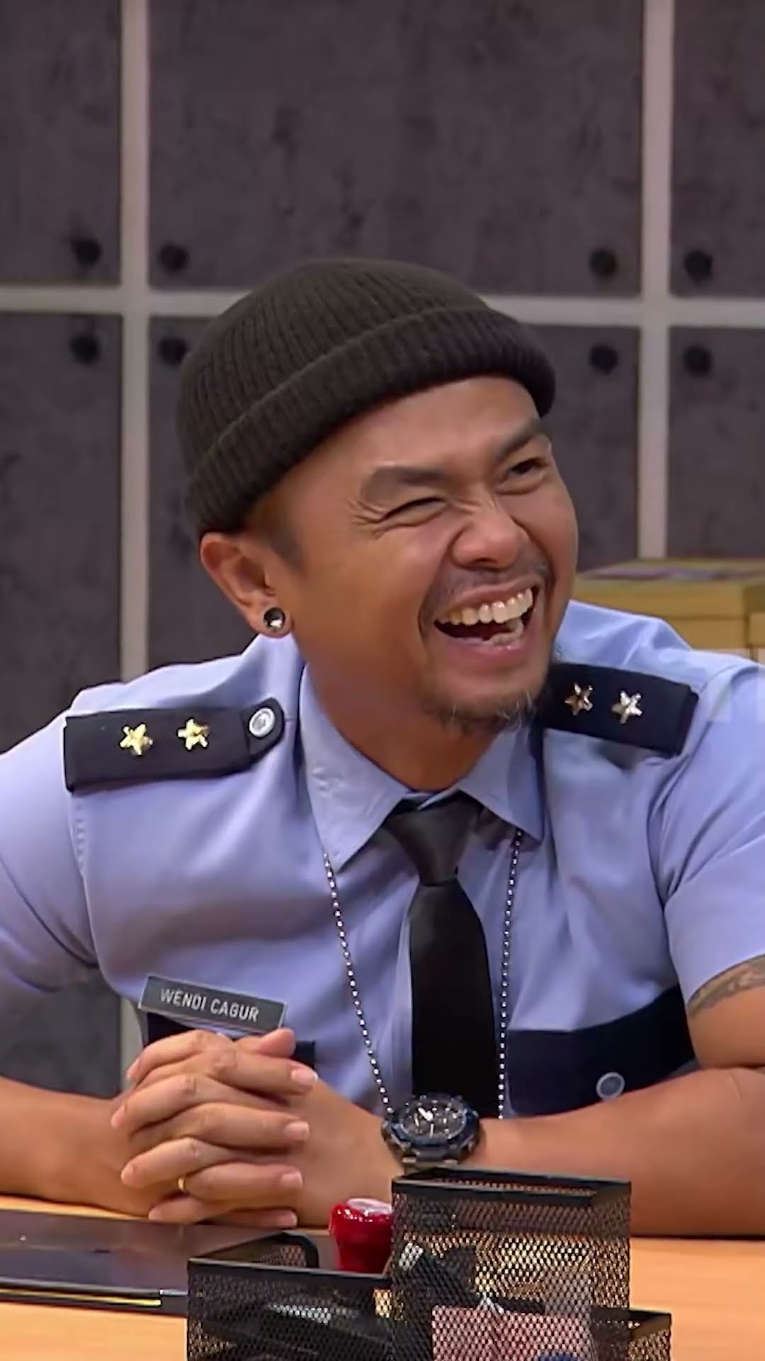 Rispo Di Interogasi Pasukin, Saudaranya Ada Banyak #LaporPak #shorts #laporpakfeb25