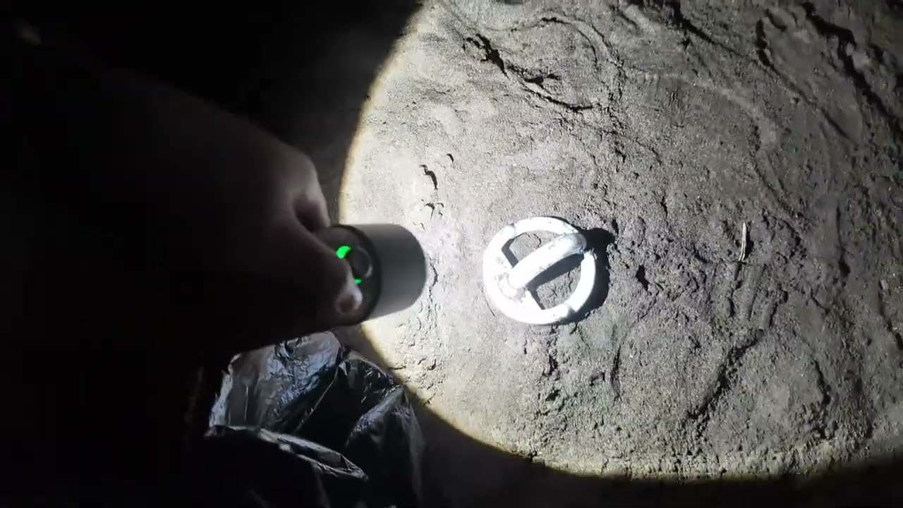 【完整版】在黑沙上演真人R.E.P.O.去淨灘 意外地發現靈異地方