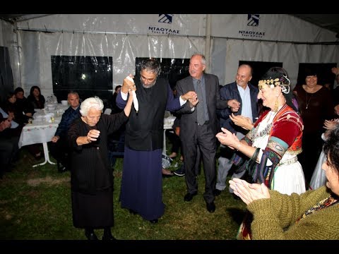 Απίστευτο γιαγιά 105 ετών χορεύει την Καραγκούνα πανηγύρι Αγίου Γεωργίου Πατουλιά Τρικάλων 2 11 2019