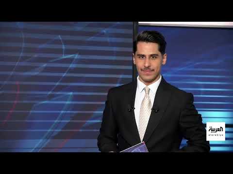 طفل يجر عربة ماء في الشمس