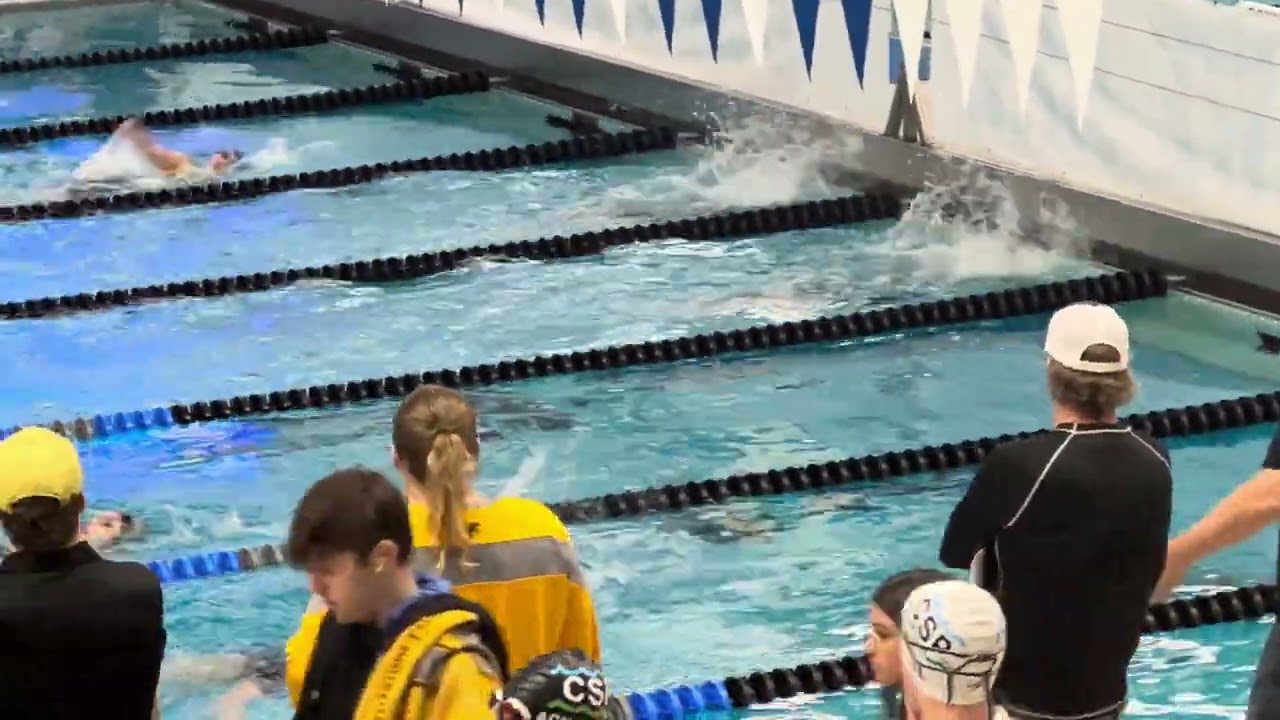 Fishers 200 back - lane 5 written on the blocks