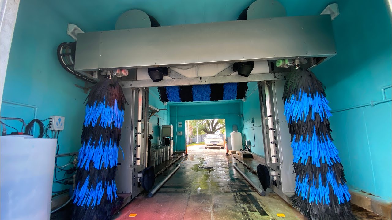 CW 123 Newest Black & Blue Mark VII SoftWash XT At The Orion Fuels Gas Station In Margate Fl