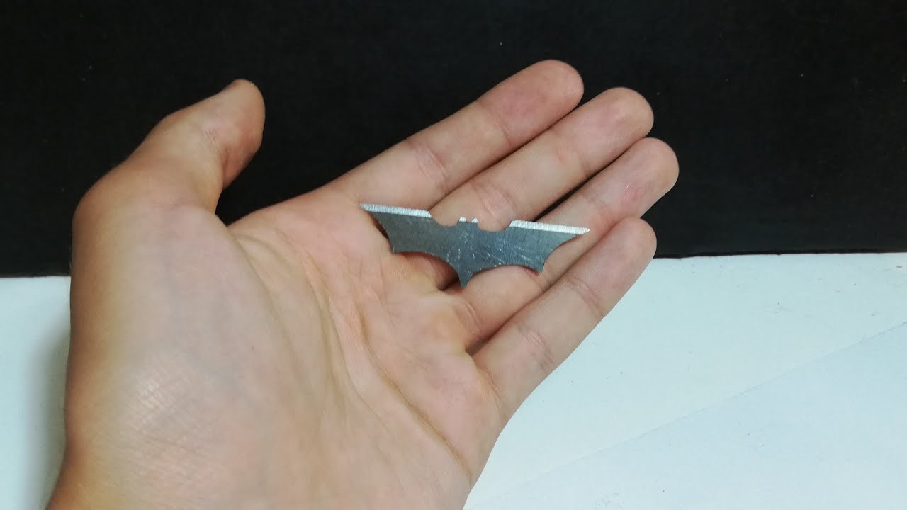 How To Make Mini Batarang - YouTube