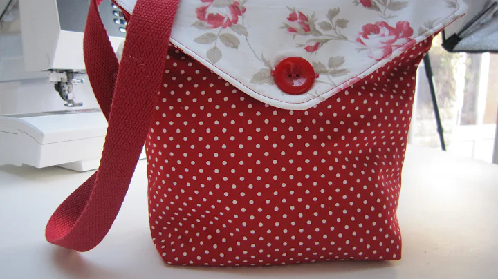 Reversible messenger bag tutorial by Debbie Shore