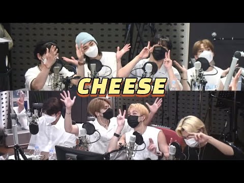 Stray Kids react to NOEASY UNVEIL：CHEESE｜210823 DAY6 DKR KISS THE RADIO ...