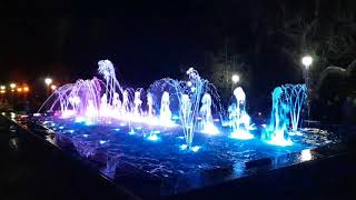 Поющий фонтан в Городском парке Орла