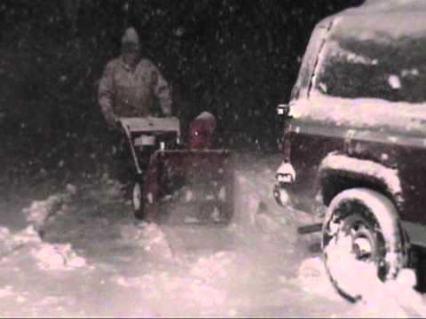 10 HP Troy-bilt snow blower hard at work on Christmas Day 2002