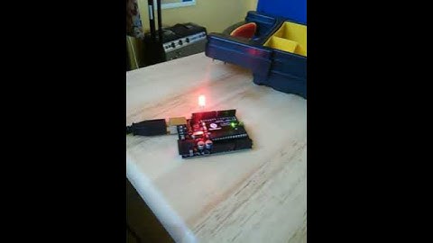 arduino uno: hello world!