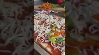 اسهل والذ بيتزا التوست سريعه ولذيذه 😍🍕