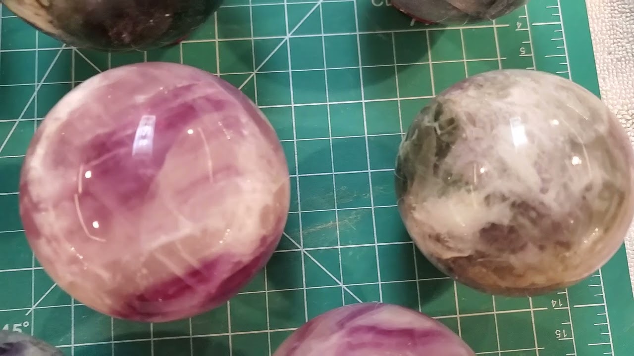 New Fluorite Spheres Texas Nature Crafts and Stones Texasnaturecraftsandstone.com