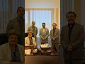 أوزان أكبابا وعائلته في باكو قلب أذربيجان المدينة البعيدة   