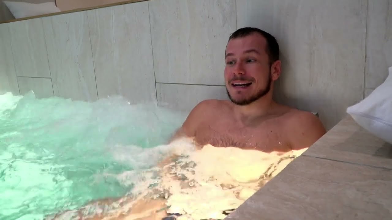 Une retraite à 30 ans, c'est possible ! [Un jour, un doc] Reportage M6