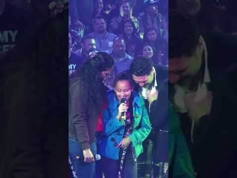 Niña Sorprende a Banda MS en el Palenque de Nayarit IMPRESIONANTE