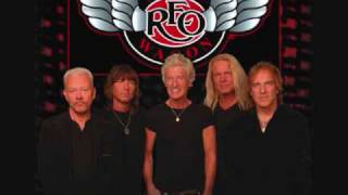 REO Speedwagon - Keep on loving you chords