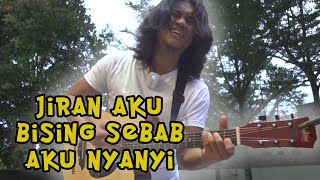 OYOT CABAR AKU NYANYI PAKAI GITAR MUKITA