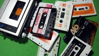 ジャンクのカセットテープレコーダーに取り残されていたカセットテープたち