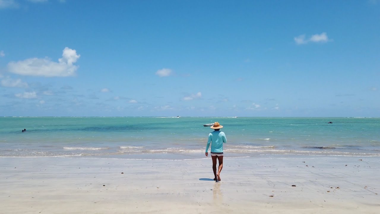 1: Прогулка вдоль синего моря в Кабеделу (без фильтра) | Бразилия | [4K Ultra HD] Пеший тур