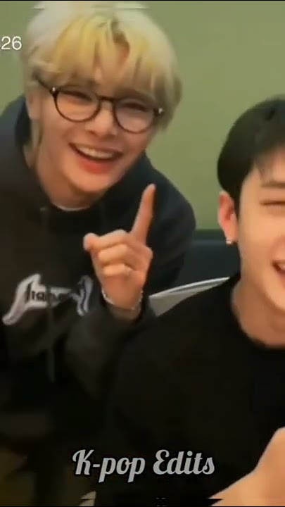 chan played 'maknae on top' and jeongin really appeared #straykids #bangchan #bangchan #i_n #skz