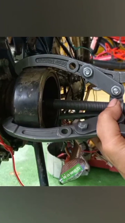 Cara melepas Magnet motor gancet susah lepas #lengket #tracker #Mocin