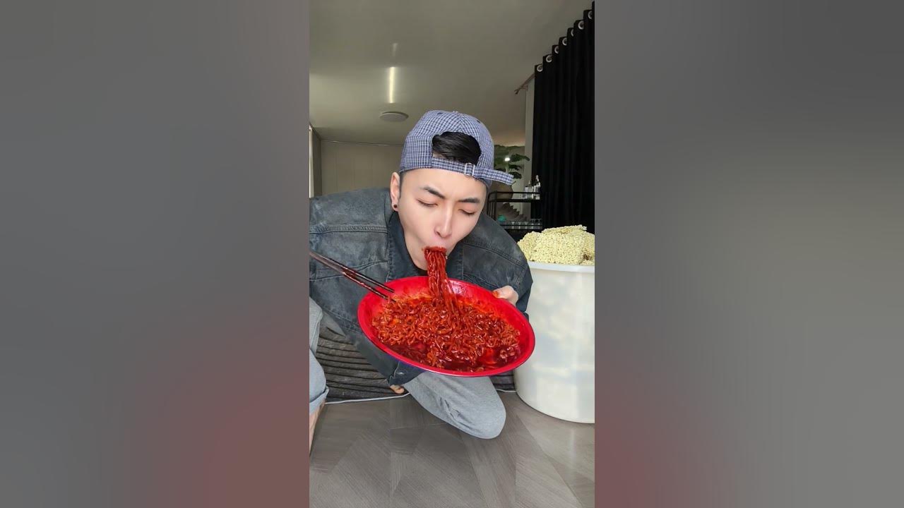 SPICY AND TASTY NOODLES | MUKBANG ASMR EATING | #shorts #mukbang #food #eating #spicy
