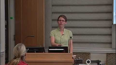 Effectively managing large lecture classes