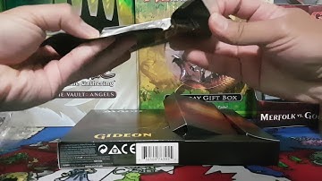 Unboxing Signature Spellbook Gideon! #magicthegathering #mtgsignaturespellbook #wizardsofthecoast