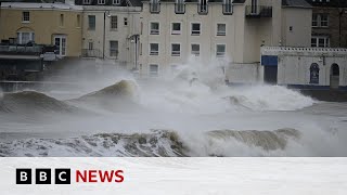 Storm Ciarán: ‘Major incident’ declared as storm batters parts of UK and Channel Islands  BBC News