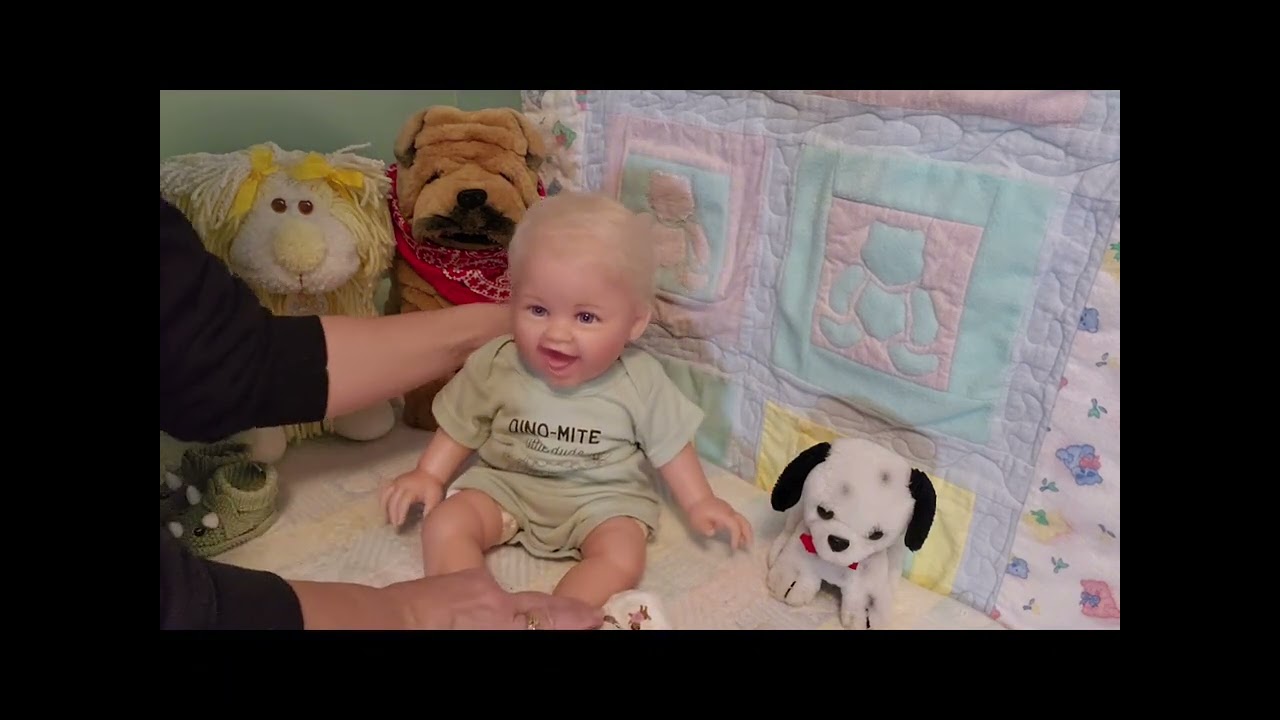 Change and chat with Corbin about pets #bestfriendsclub @RebornHuggles 