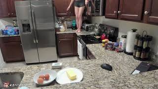 Staryuukii Buscando En Su Alacena