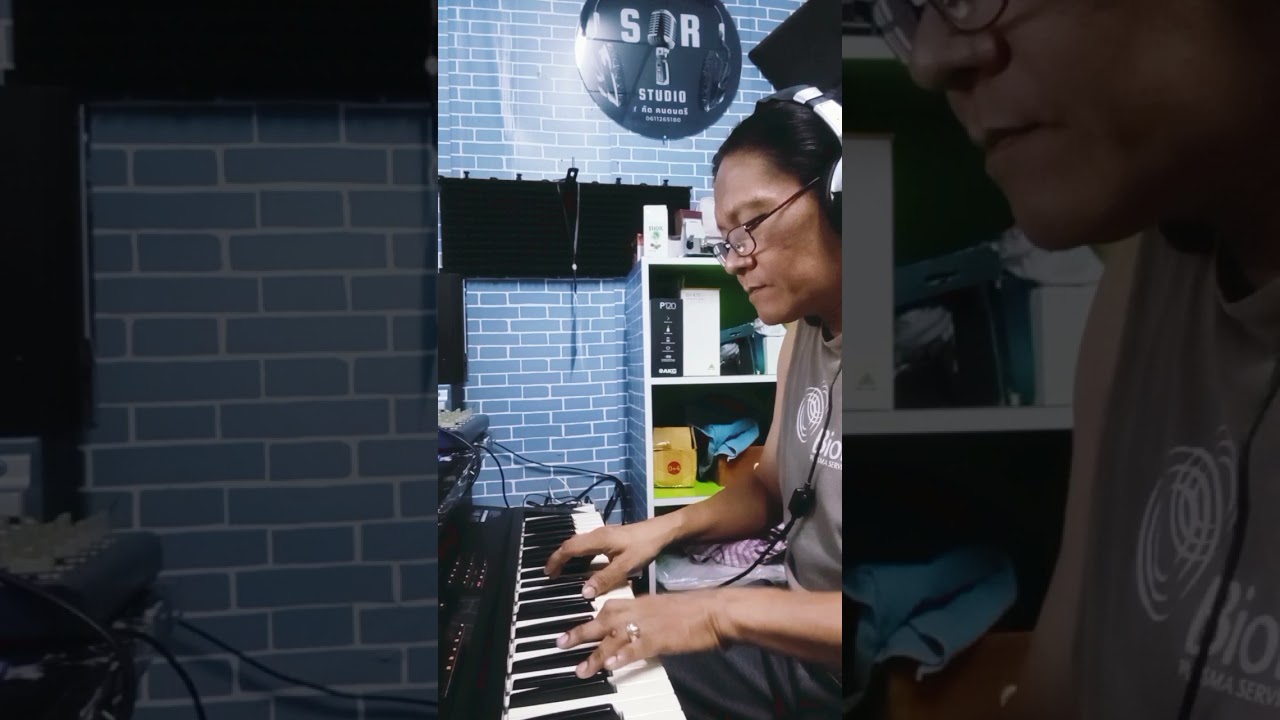 เพลงอย่าลืมตัว cover keybord โดย กัด คนดนตรี