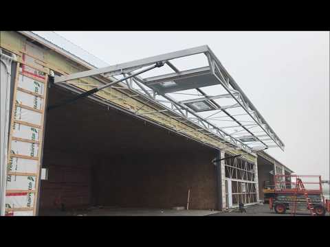 HYDRAULIC HANGAR DOOR