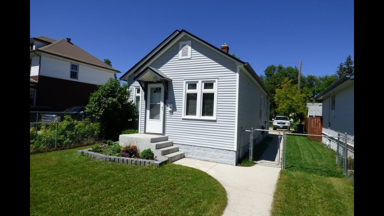 309 Ravelston Avenue West, West Transcona, Winnipeg Home For Sale, MB