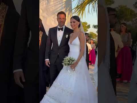 Αποκλειστικά στιγμιότυπα από το γάμο του Κωνσταντίνου Αργυρού και της Αλεξάνδρας Νίκα