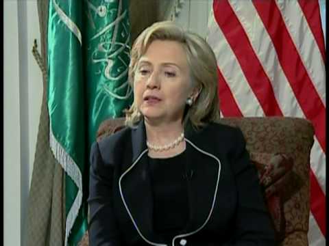 Clinton Says Iran Army Warning to Help Sanctions Push