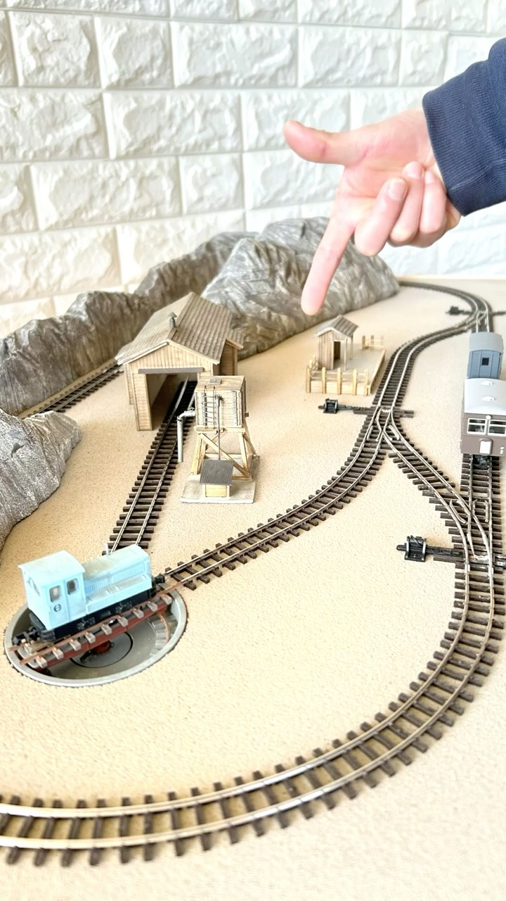 Hypnotic HOe Turntable Action | Egger-Bahn x Neko Railway in 30