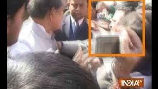 Caught on camera: Uttarakhand Congress leader Harish Rawat slaps party worker - India TV