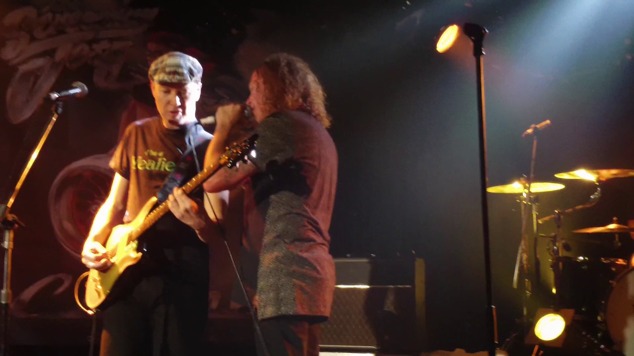The Screaming Jets Eve of Destruction YouTube The Screaming Jets Eve of Destruction YouTube