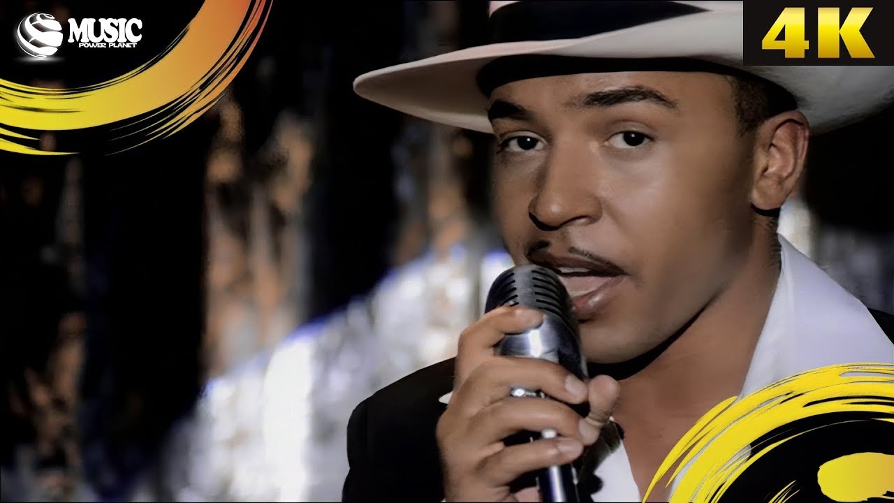 Lou Bega performing "Mambo Number 5" at a concert