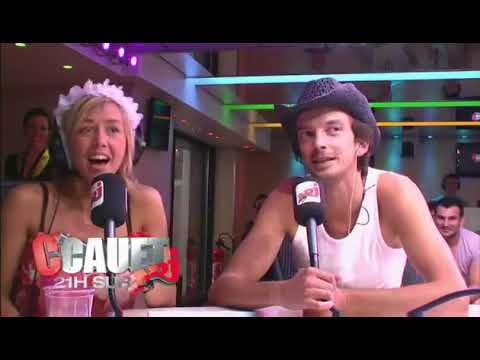 Jessica Leectra nous montre ses seins en direct sur NRJ