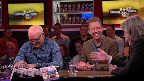 Johan Derksen kwam wolf in schaapskleren tegen: ''Ik riep nog 'Wilfred''' - VOETBAL INSIDE