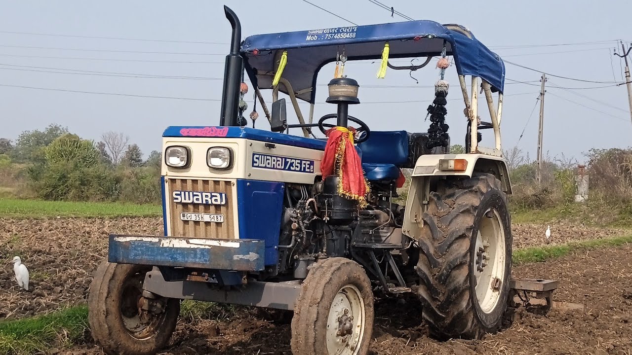 How to jwar ki buvai kar rahe hain Swaraj Tractor se