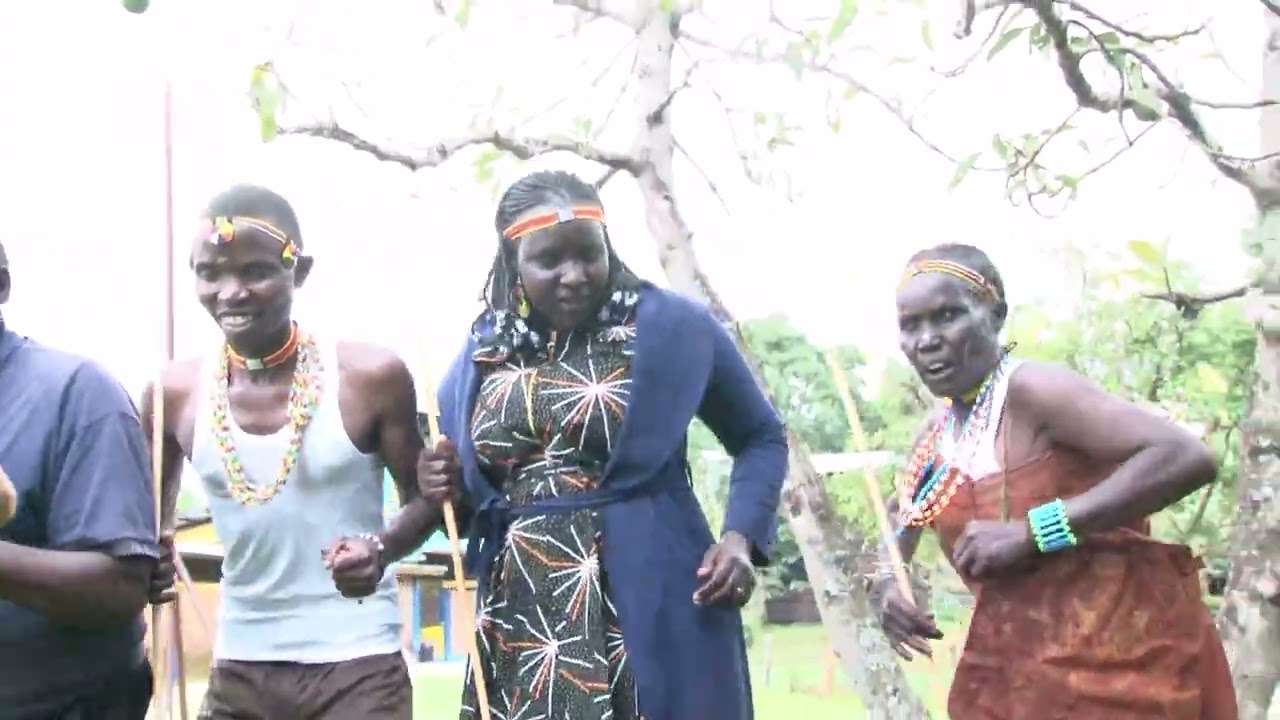 WATCH THE MOVES OF MARAKWET TRADIONAL DANCERS